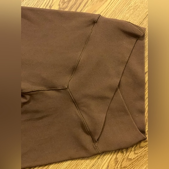 OFFLINE Aerie Real Me Waffle High Waisted Crossover Legging - xs; out of stores - Picture 5 of 7